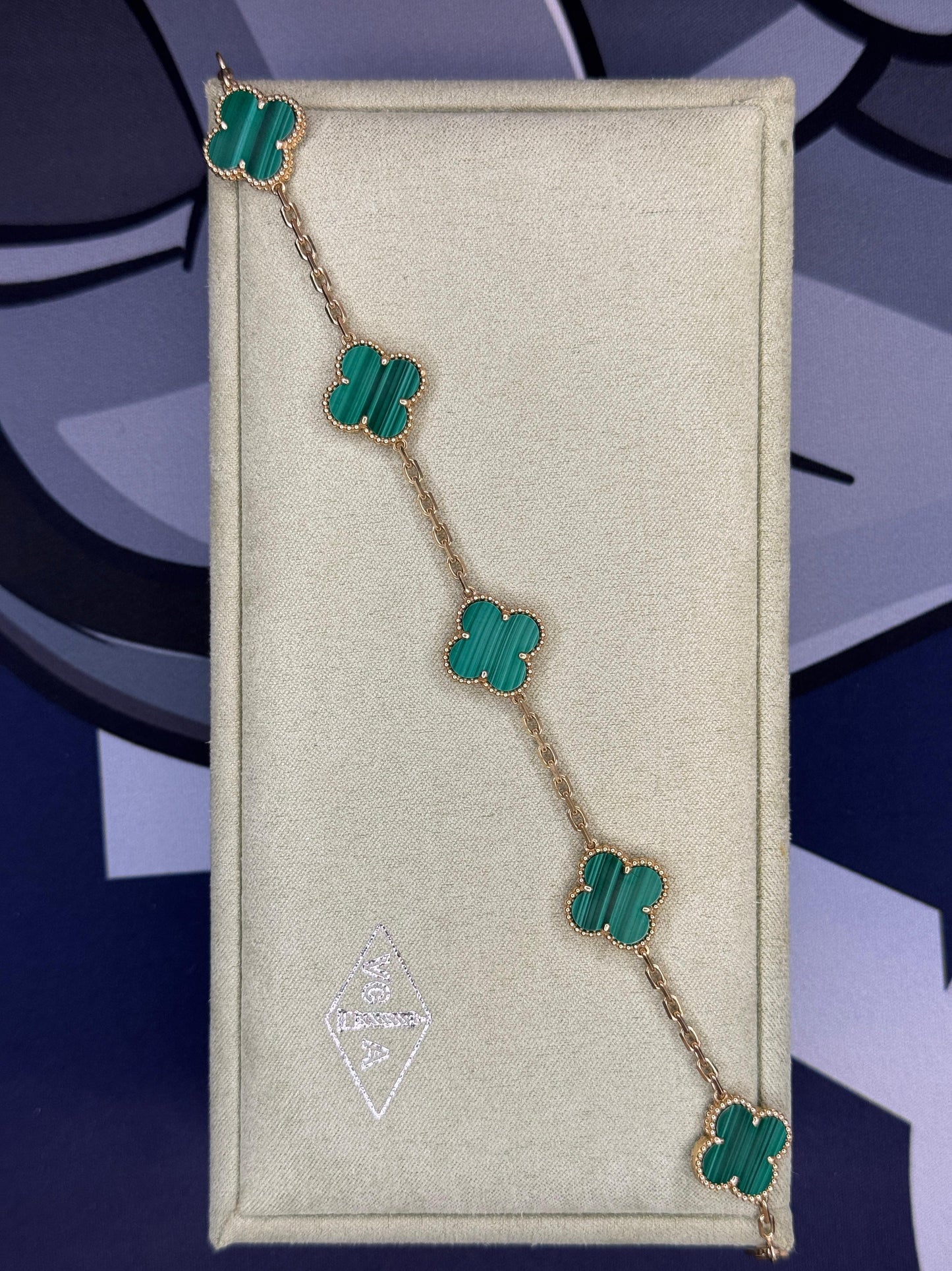 18kt Van Cleef & Arpels Alhambra inspired Bracelet