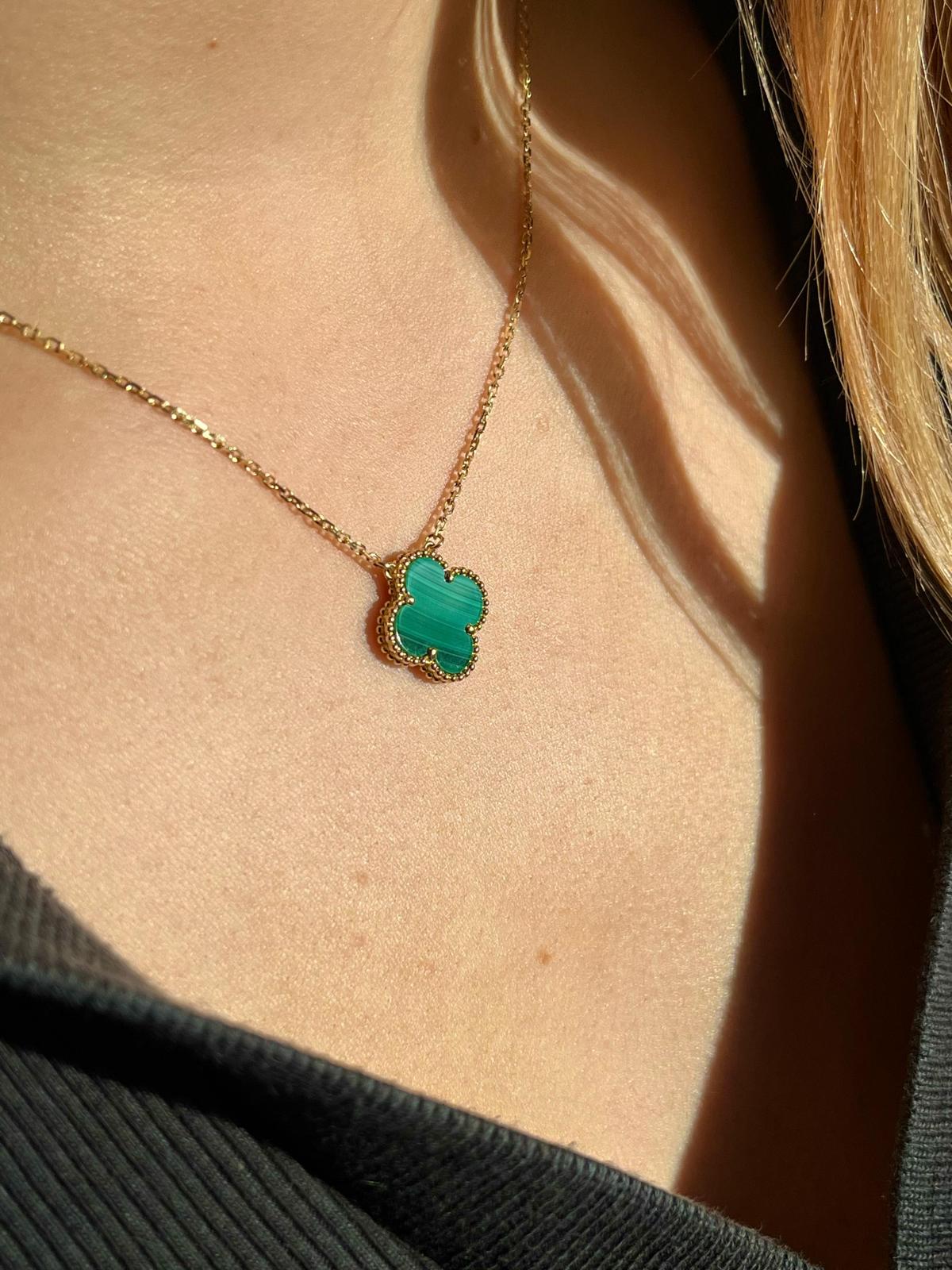 18kt Van Cleef & Arpels Alhambra inspired Necklace